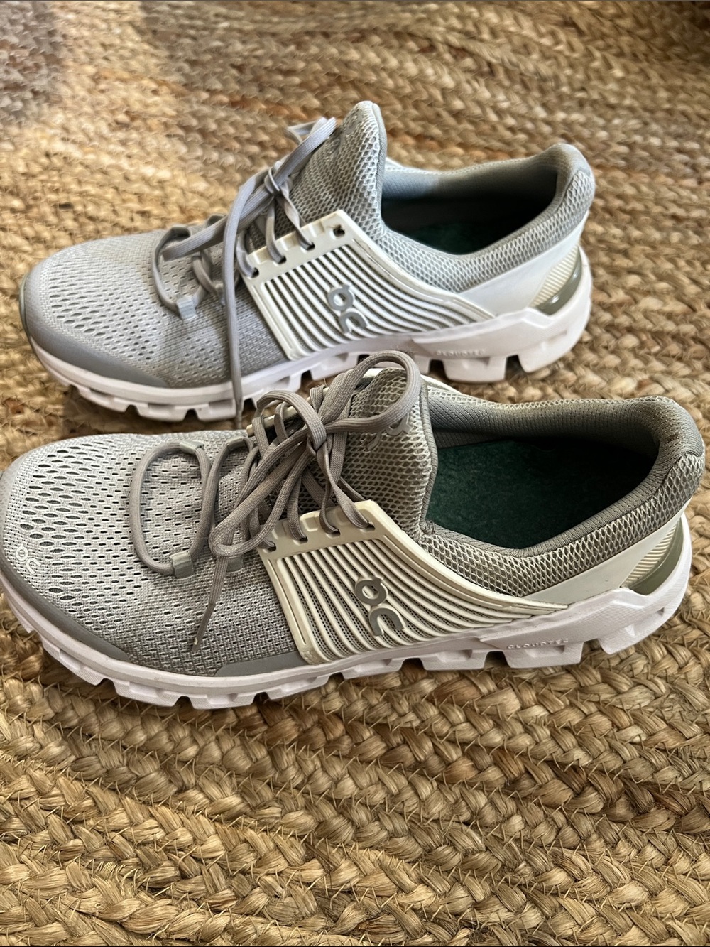 On Running Light Grey Mesh Sneakers size W8 - Picture 2 of 7